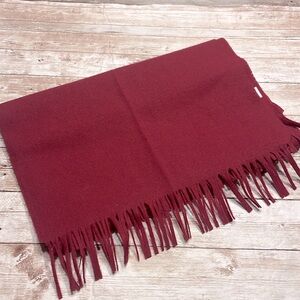 COPY Pendleton Woolen Mills 100% Pure Virgin Wool Burgundy Fringe Scarf